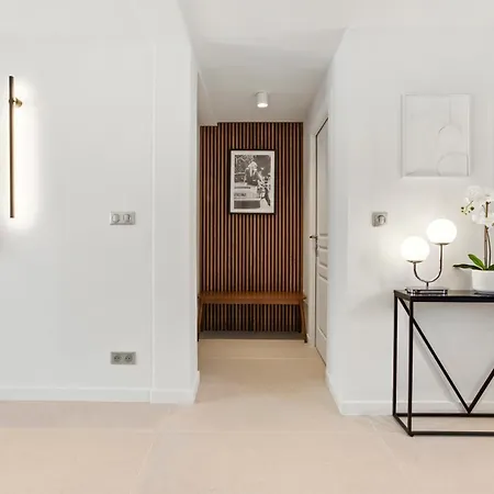 Magnifique 3 Pieces - Proximite Place Des Lices Avec Parking - Maison Lerins Appartement