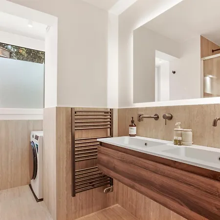 Magnifique 3 Pieces - Proximite Place Des Lices Avec Parking - Maison Lerins Apartmán Saint Tropez