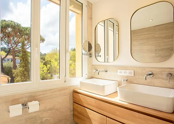 Magnifique 3 Pieces - Proximite Place Des Lices Avec Parking *