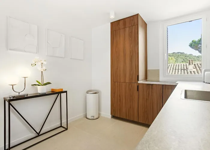 Magnifique 3 Pieces - Proximite Place Des Lices Avec Parking Apartment *