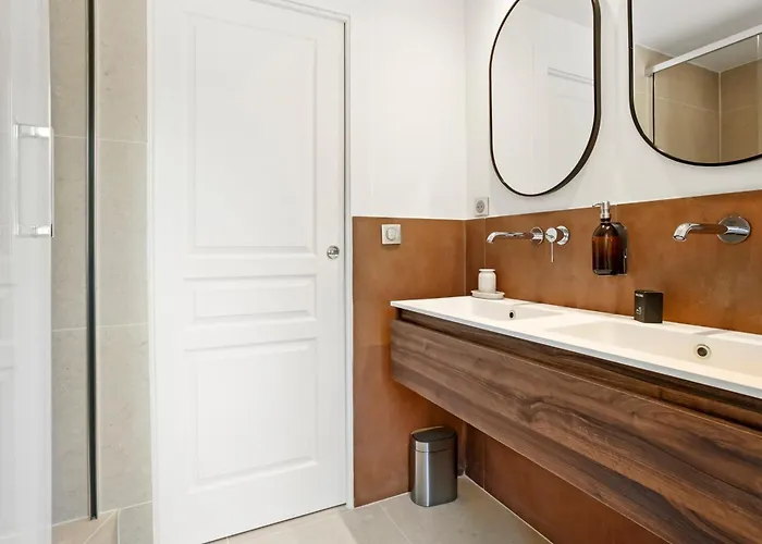 Magnifique 3 Pieces - Proximite Place Des Lices Avec Parking *