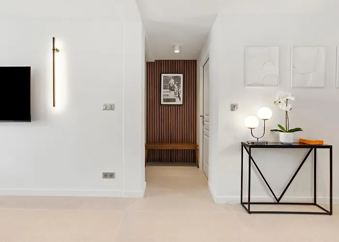 Magnifique 3 Pieces - Proximite Place Des Lices Avec Parking דירה