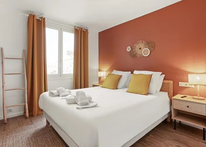 Magnifique 3 Pieces - Proximite Place Des Lices Avec Parking Apartment *