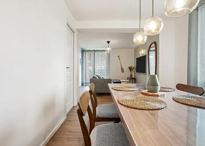 Magnifique 3 Pieces - Proximite Place Des Lices Avec Parking Apartment *